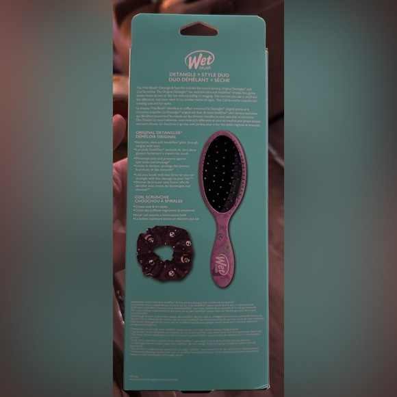 The nightmare before Christmas Detangle & style duo
NWT - Picture 2 of 2